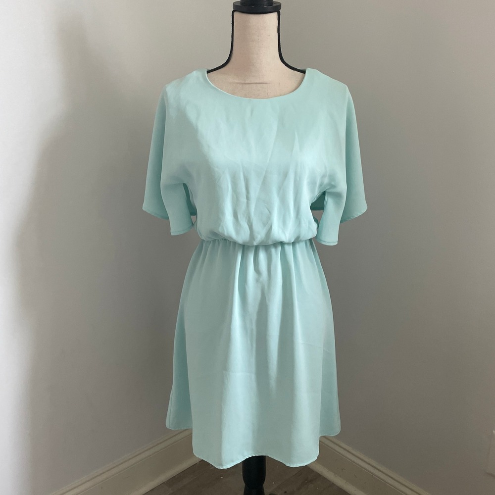 Mint Green Mini Dress size Medium Flutter Sleeve Flowy Soft Girl Coastal‎ Chic